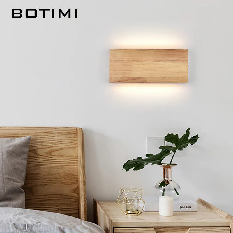 Nordic Wood Wall Sconce - Elegant Bedside Light