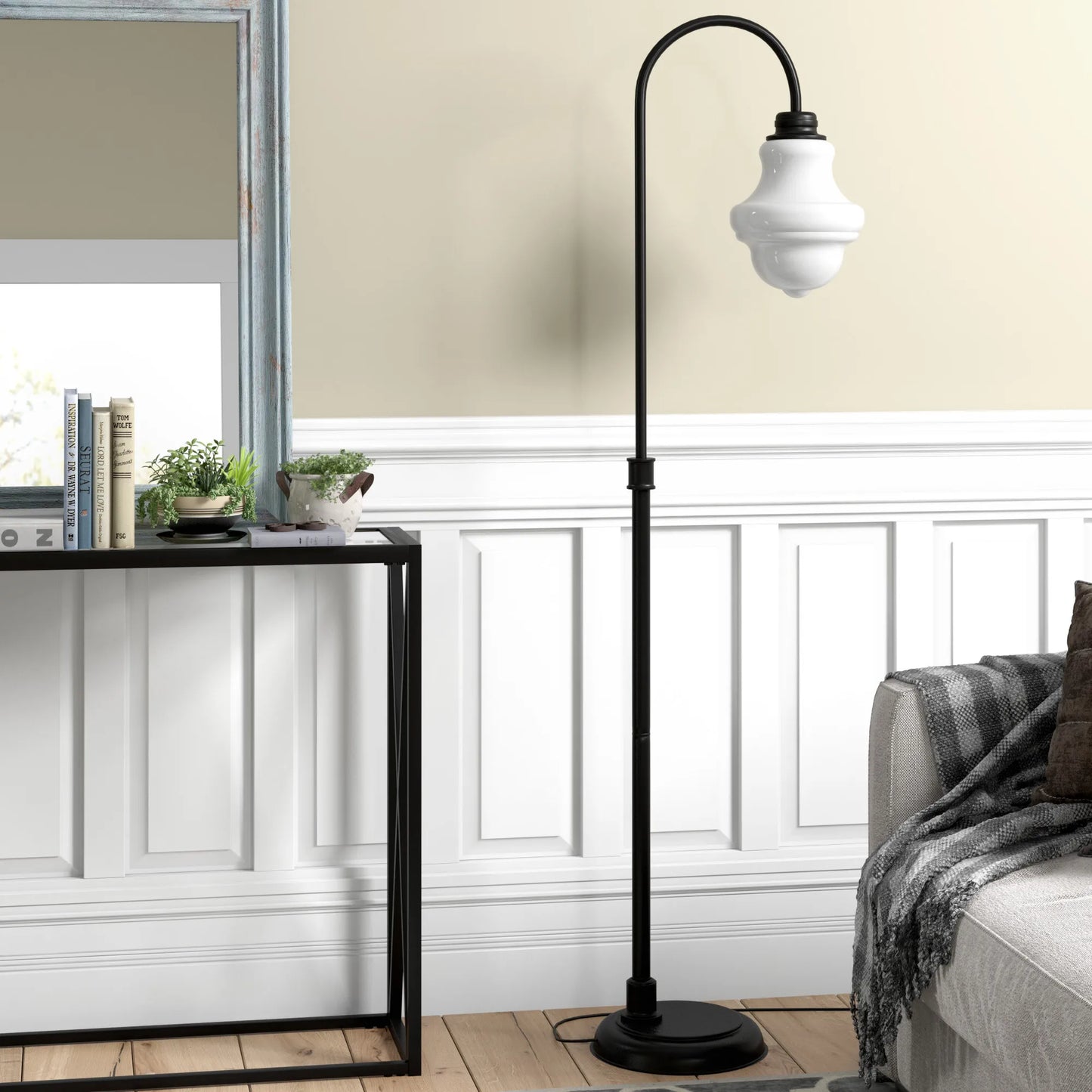 Black Arched LED Floor Lamp