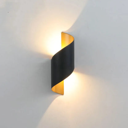 Wecus Outdoor Wall Lamp