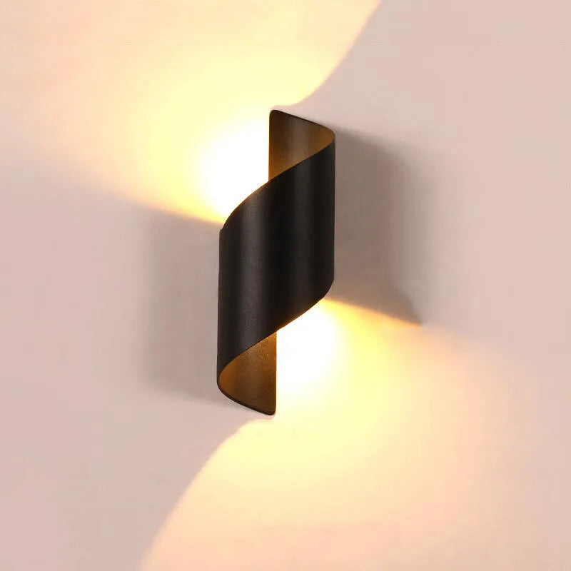 Wecus Outdoor Wall Lamp