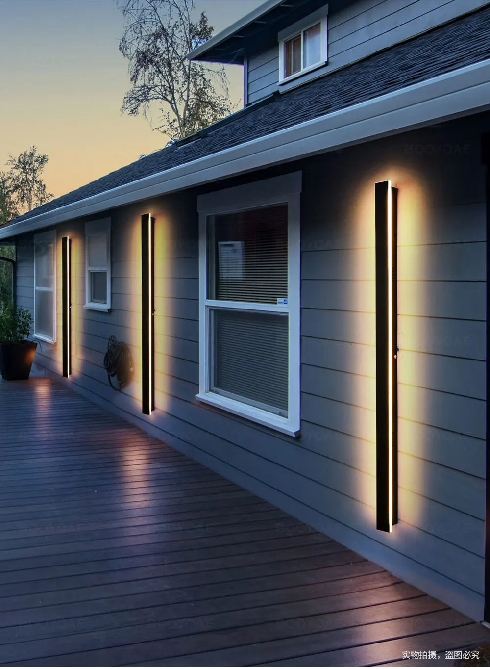 HydroLux Wall Sconce