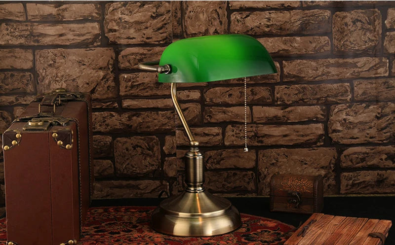 Emerald Glow E27 LED Banker Lamp