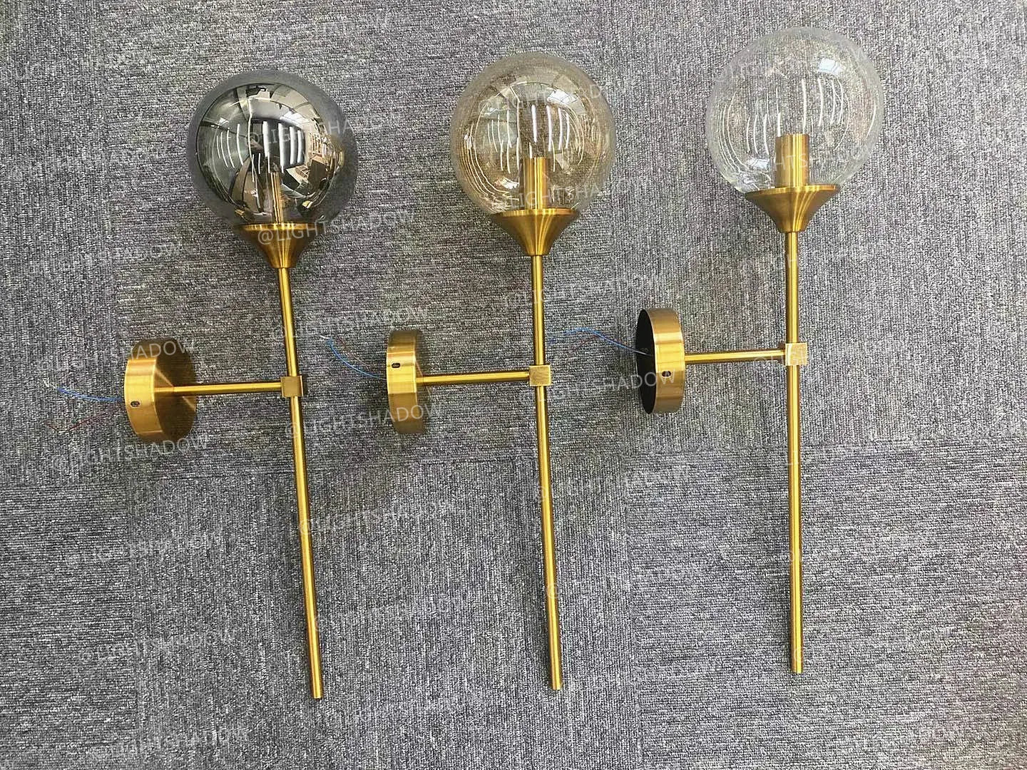 Gold Aura Round Glass Wall Sconce - Nordic Style