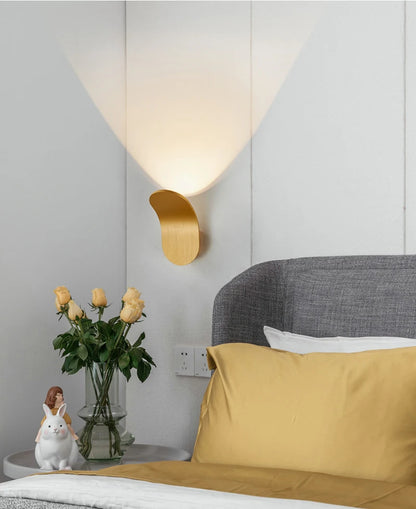 Gold Aura Minimalist Wall Sconce for Indoor Spaces