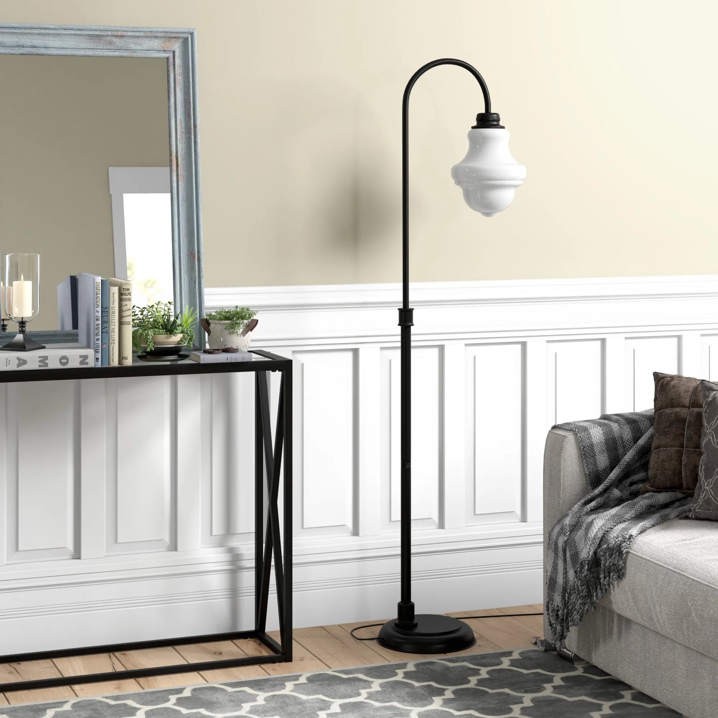 Black Arched LED Floor Lamp