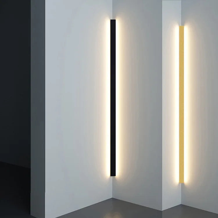 Elegant Black LED Wall Lamp for Modern Spaces