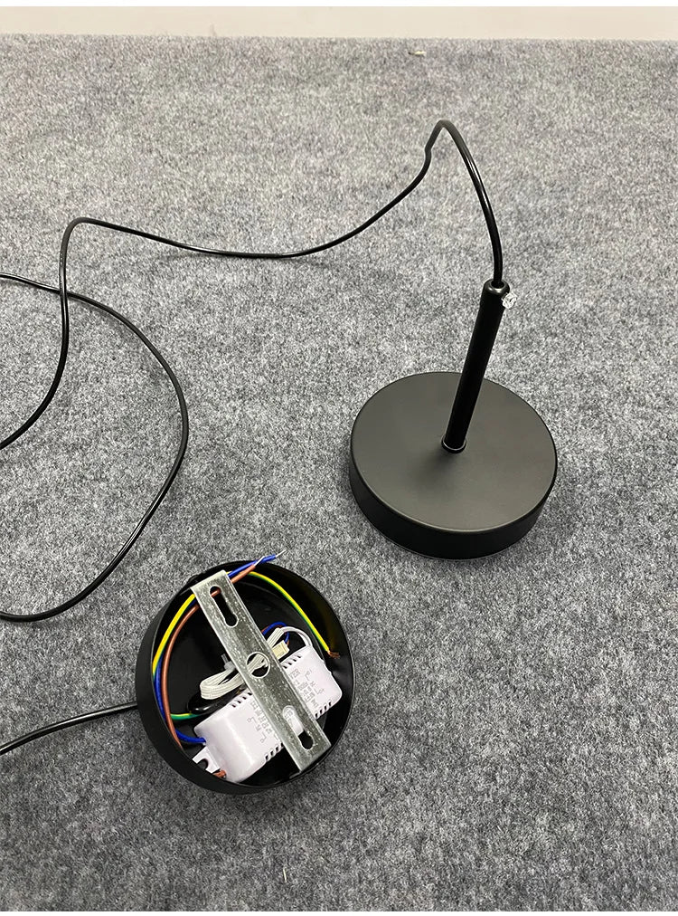 Nordic Brass LED Pendant Lamp - Minimalist Design