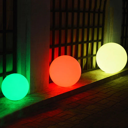 GlowSphere: Romantic Solar Round Ball Light