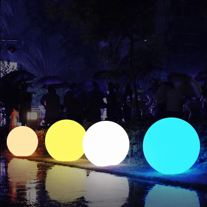 GlowSphere: Romantic Solar Round Ball Light