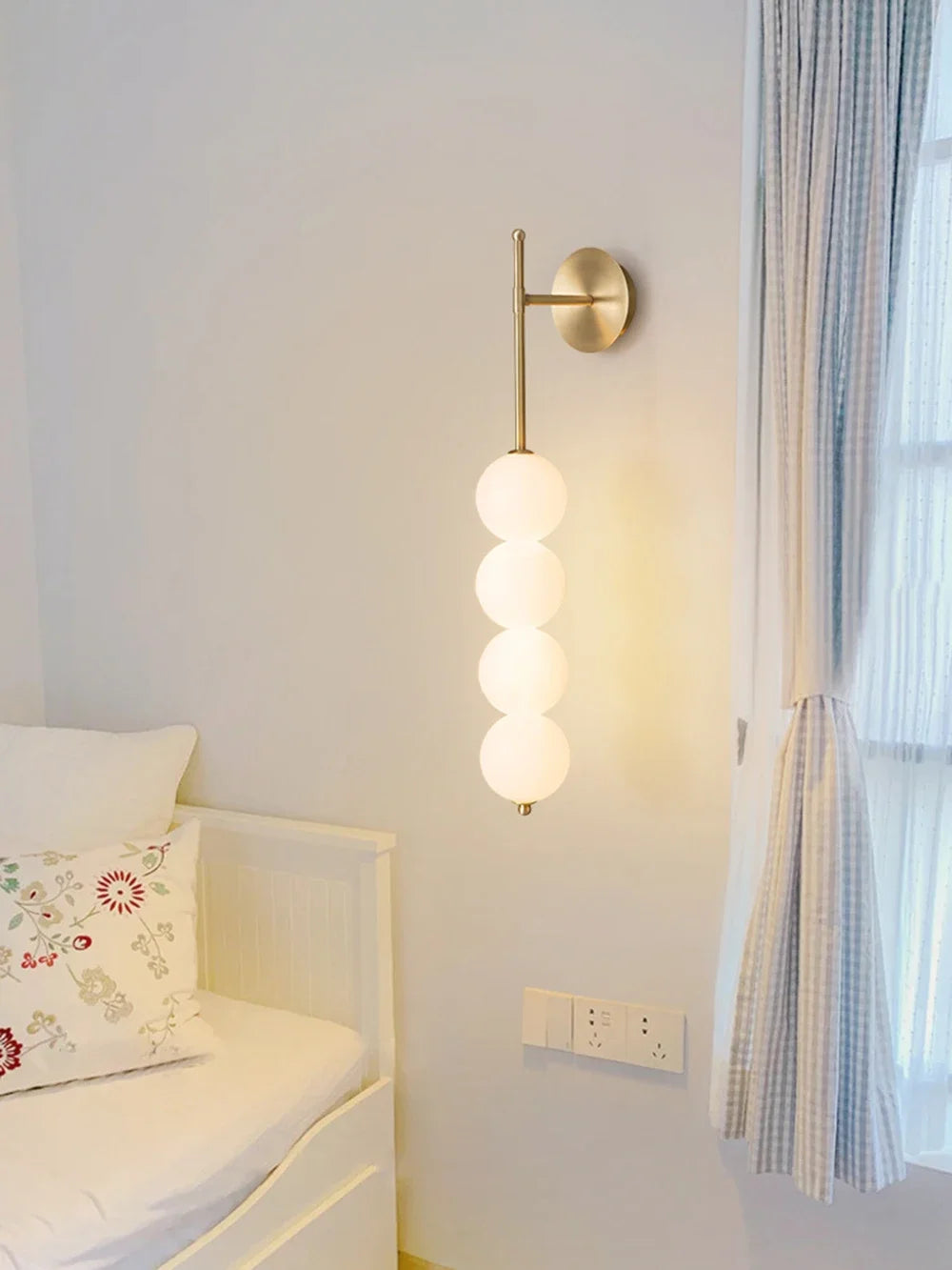 GourdGlow LED Wall Sconce - Modern Ambient Lighting