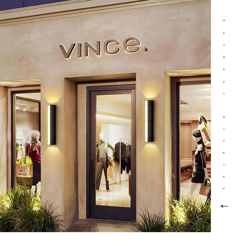 VillaGlo LED Outdoor Wall Light