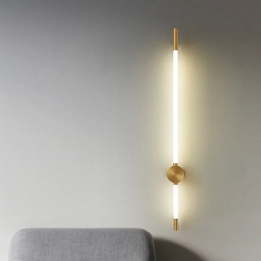 Elegant LED Wall Sconce: Modern Black & Gold
