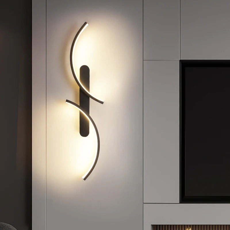 Sleek C-Shape LED Wall Lamp - Modern Minimalist Design