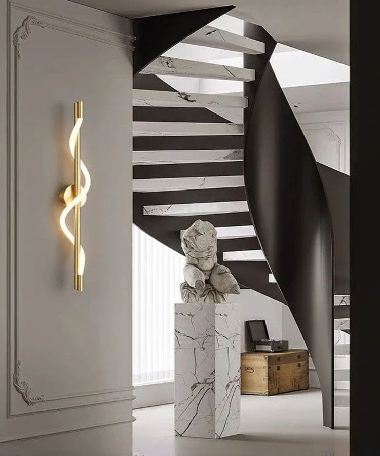 SANDYHA Minimalist LED Strip Wall Lamp