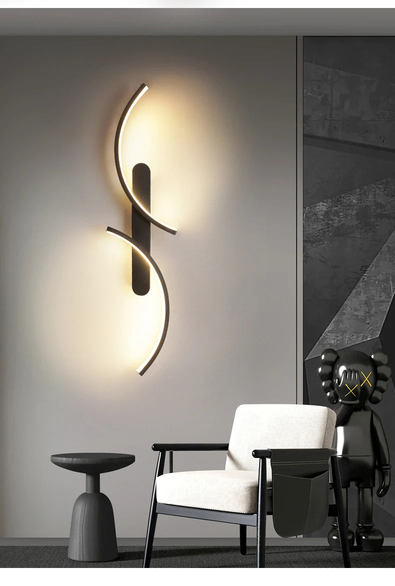 Sleek C-Shape LED Wall Lamp - Modern Minimalist Design