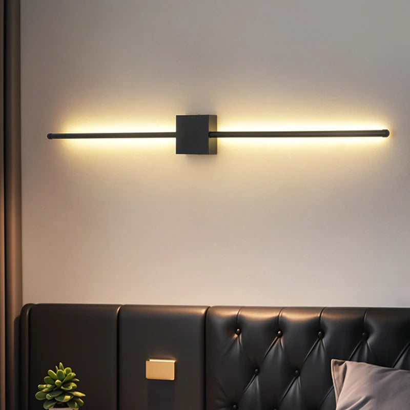 Minimalist L-Shaped Black Wall Lamp