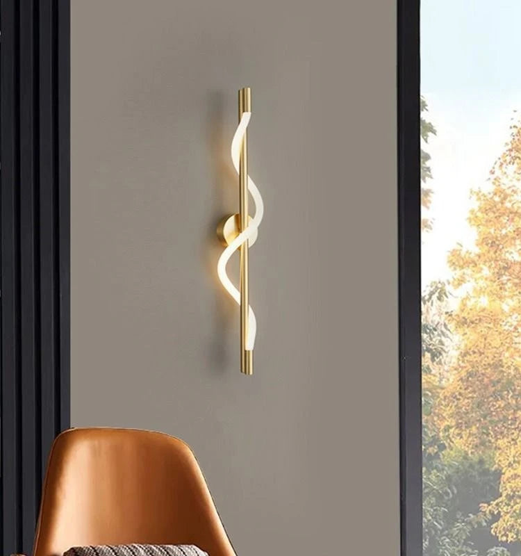 SANDYHA Minimalist LED Strip Wall Lamp