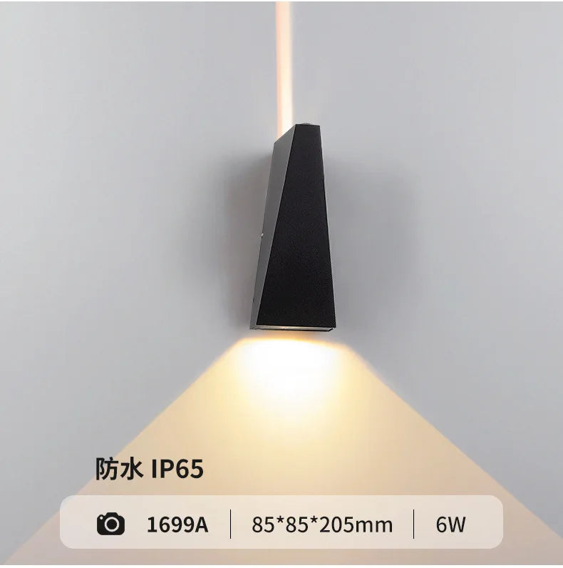 TRAZOS AquaGlow Wall Light - Modern LED Decor