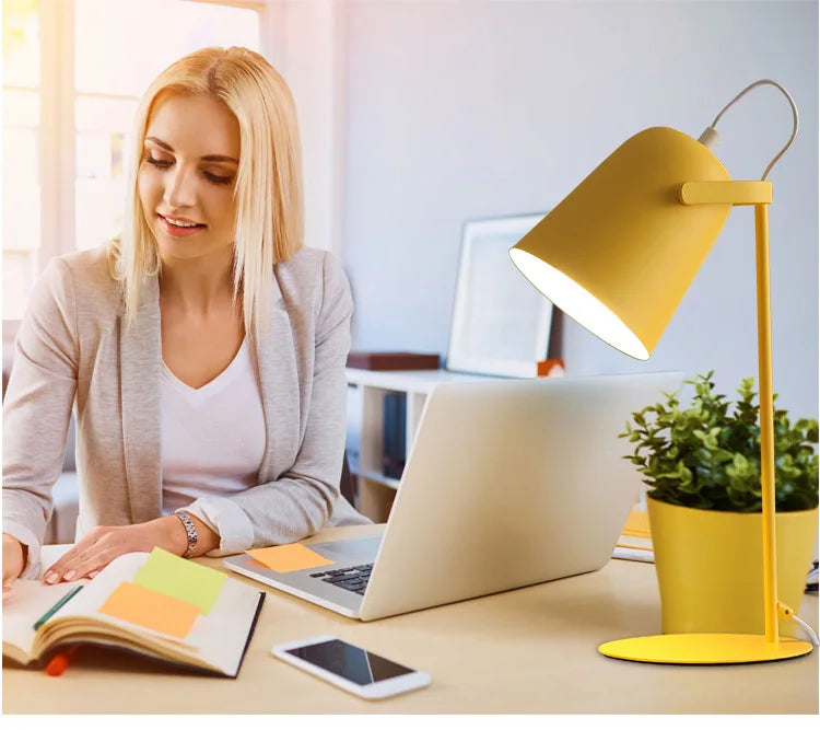 Nordic Glow: Eye-Protect Pink Desk Lamp