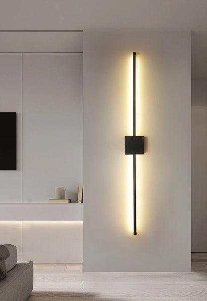 Minimalist L-Shaped Black Wall Lamp