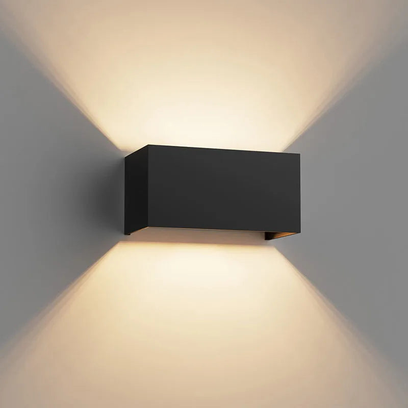 Outdoor LED Wall Lamp