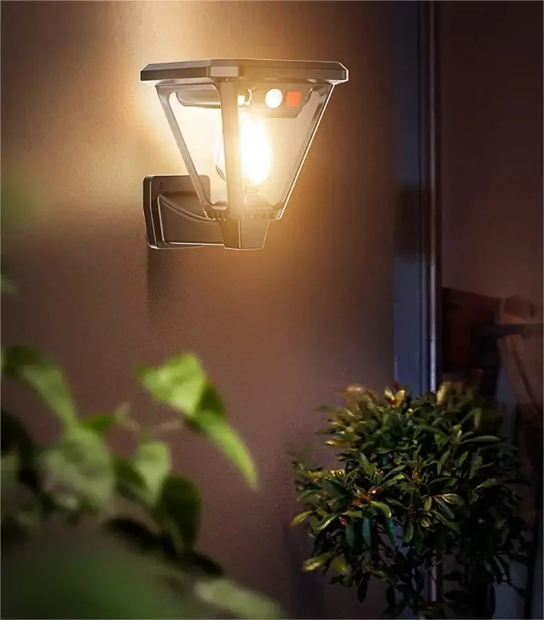 Dual-Mount Solar Sensor Light