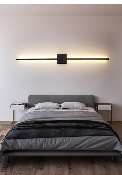 Minimalist L-Shaped Black Wall Lamp