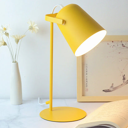 Nordic Glow: Eye-Protect Pink Desk Lamp