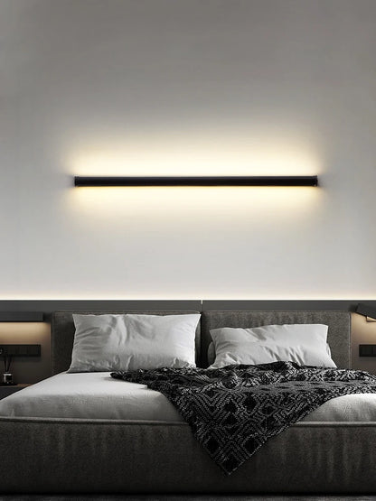 Elegant Black LED Wall Lamp for Modern Spaces