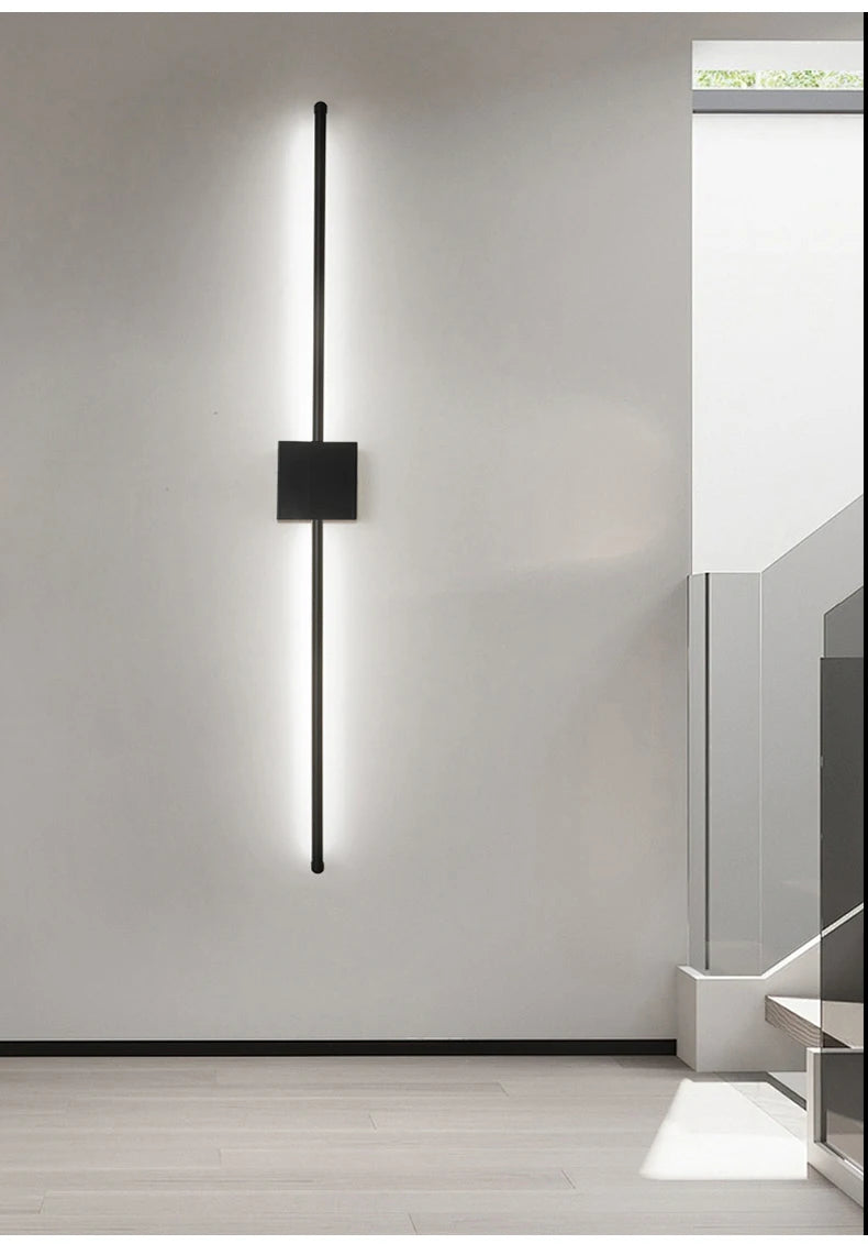 Minimalist L-Shaped Black Wall Lamp